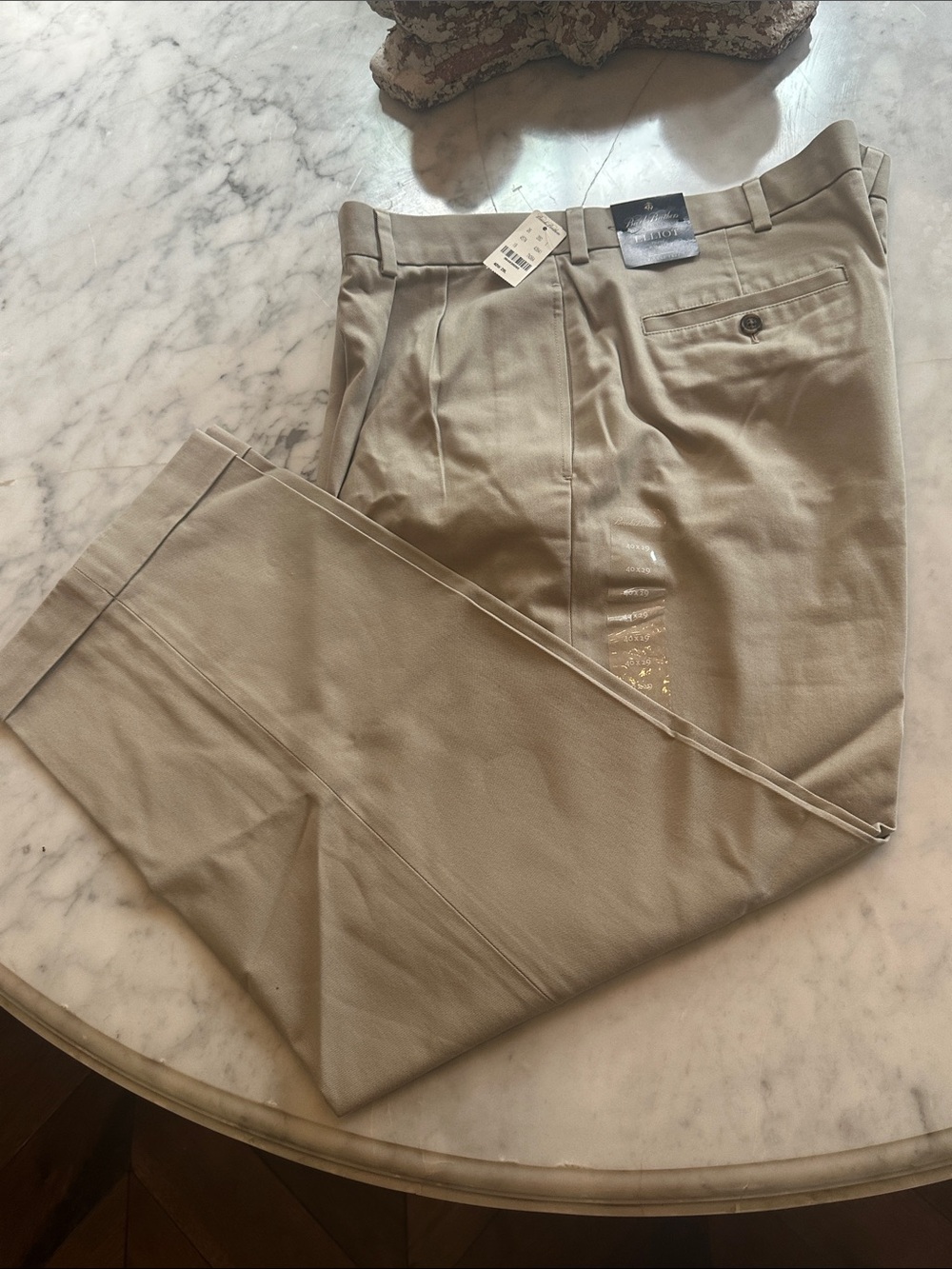 Brooks Brothers. Elliot Advantage Chino.40/29. NWT